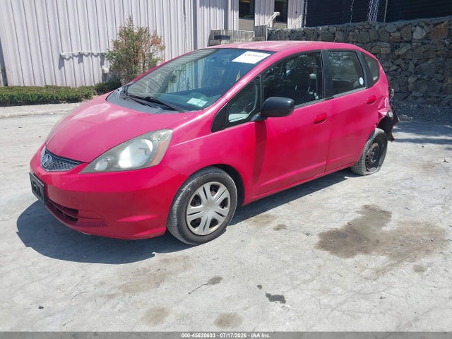 45620603 :رقم المزاد ، JHMGE8H28AS007027 vin ، 2010 Honda Fit مزاد بيع