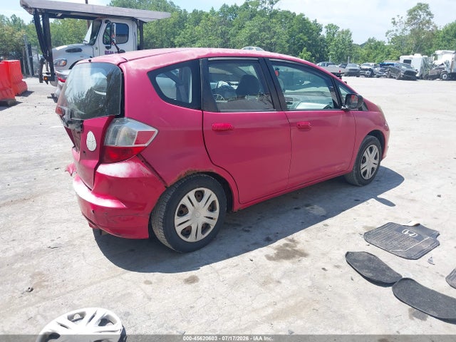 45620603 :رقم المزاد ، JHMGE8H28AS007027 vin ، 2010 Honda Fit مزاد بيع