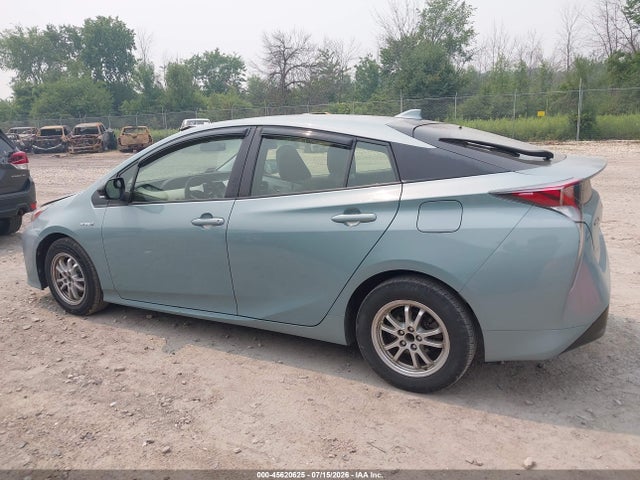 JTDKBRFU3G3011021 Toyota Prius Two
