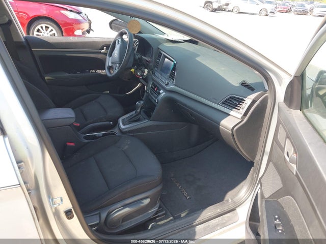 Продажа на аукционе авто 2018 Hyundai Elantra Sel, vin: 5NPD84LF8JH234389, номер лота: 45620626