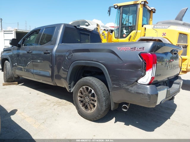 45620712 :رقم المزاد ، 5TFLA5DA4NX038209 vin ، 2022 Toyota Tundra Sr5 مزاد بيع