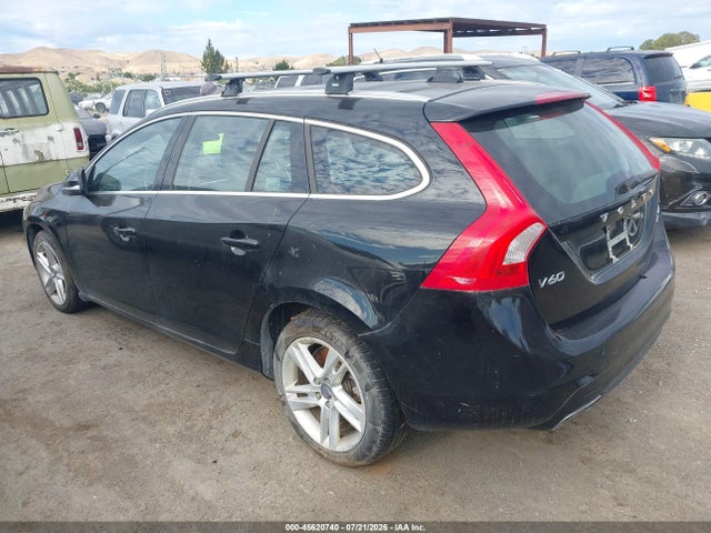 Volvo V60 T5 Premier 2015 YV1612SB9F1201376 Image 3