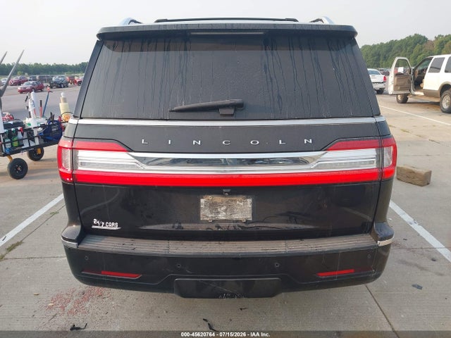 5LMJJ2LTXKEL09394 Lincoln Navigator Reserve