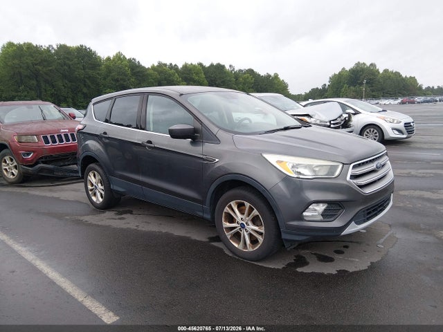 Продажа на аукционе авто 2017 Ford Escape Se, vin: 1FMCU9GD4HUD23496, номер лота: 45620765