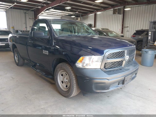 RAM 1500 Tradesman 4x2 8' Box 2018 3C6JR6DG2JG248582 main image
