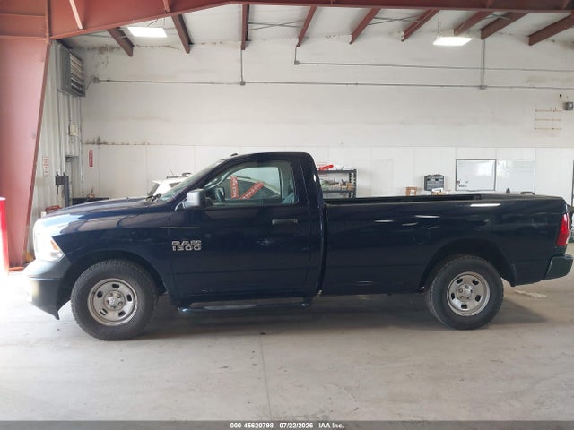 3C6JR6DG2JG248582 RAM 1500 Tradesman 4x2 8&#039; Box