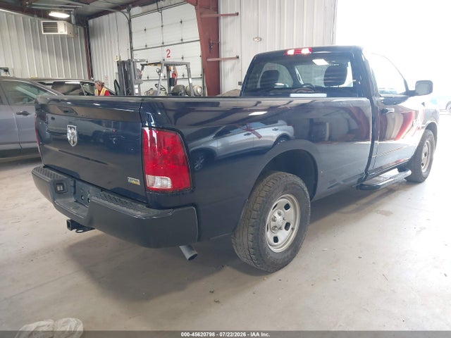 3C6JR6DG2JG248582 RAM 1500 Tradesman 4x2 8&#039; Box