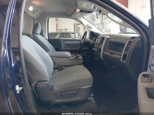 3C6JR6DG2JG248582 RAM 1500 Tradesman 4x2 8&#039; Box