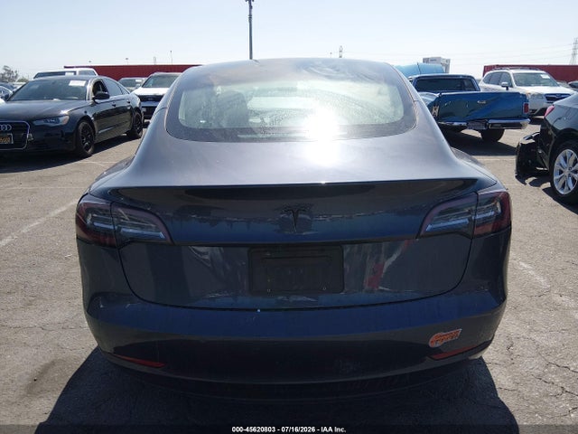 2020 Tesla Model 3 Standard Range Plus Rear-wheel Drive/standard Range Rear-wheel Drive მანქანა იყიდება აუქციონზე, vin: 5YJ3E1EAXLF633830, აუქციონის ნომერი: 45620803