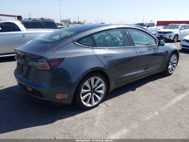 2020 Tesla Model 3 Standard Range Plus Rear-wheel Drive/standard Range Rear-wheel Drive მანქანა იყიდება აუქციონზე, vin: 5YJ3E1EAXLF633830, აუქციონის ნომერი: 45620803