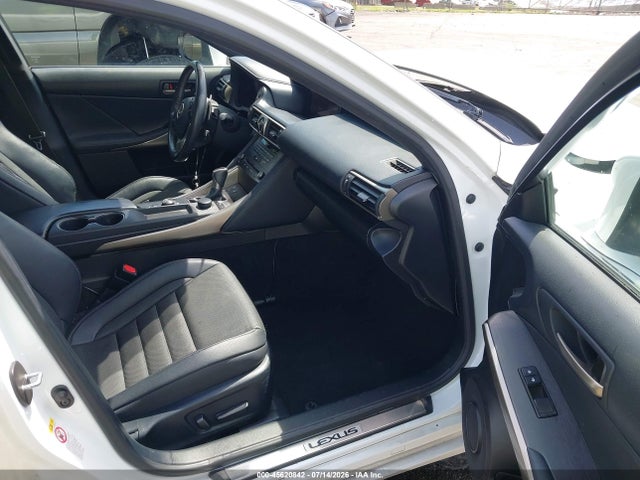 Aukcja sprzedaży 2019 Lexus Is 300, vin: JTHBA1D24K5087333, numer aukcji: 45620842