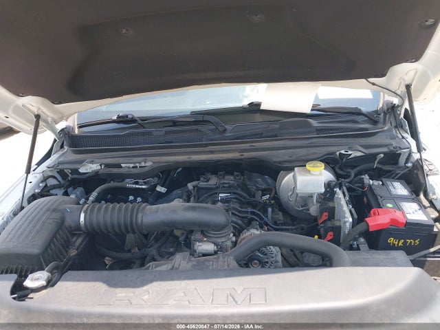 45620847 :رقم المزاد ، 1C6SRFFT6MN521579 vin ، 2021 Ram 1500 Big Horn  4x4 5'7 Box مزاد بيع