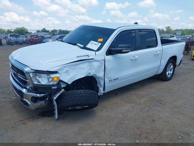 45620847 :رقم المزاد ، 1C6SRFFT6MN521579 vin ، 2021 Ram 1500 Big Horn  4x4 5'7 Box مزاد بيع
