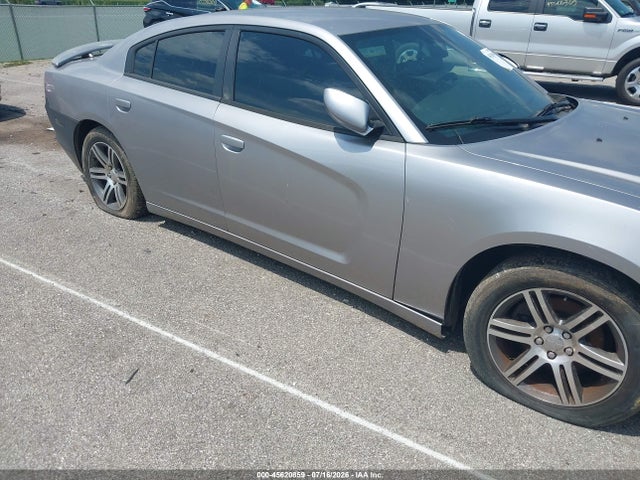 2014 Dodge Charger Se მანქანა იყიდება აუქციონზე, vin: 2C3CDXBG3EH322210, აუქციონის ნომერი: 45620859