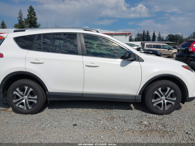 Auction sale of the 2018 Toyota Rav4 Le, vin: JTMZFREV4JJ203340, lot number: 45620866