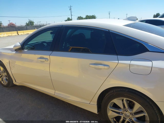 Honda ACCORD LX 2018 1HGCV1F11JA164424 Image 14
