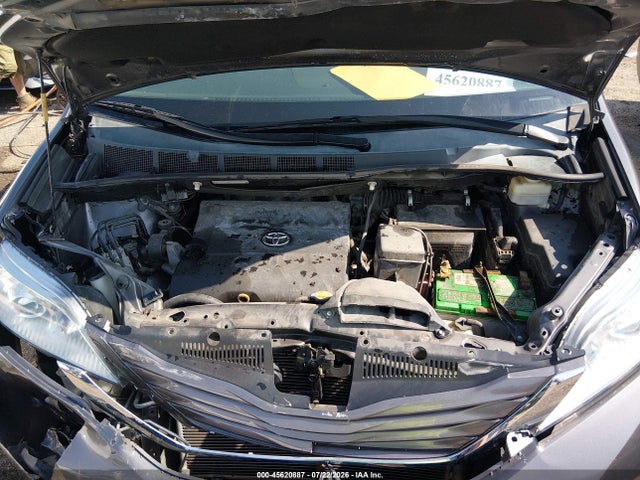 Продаж на аукціоні авто 2015 Toyota Sienna Le 8 Passenger, vin: 5TDKK3DC9FS633336, номер лоту: 45620887