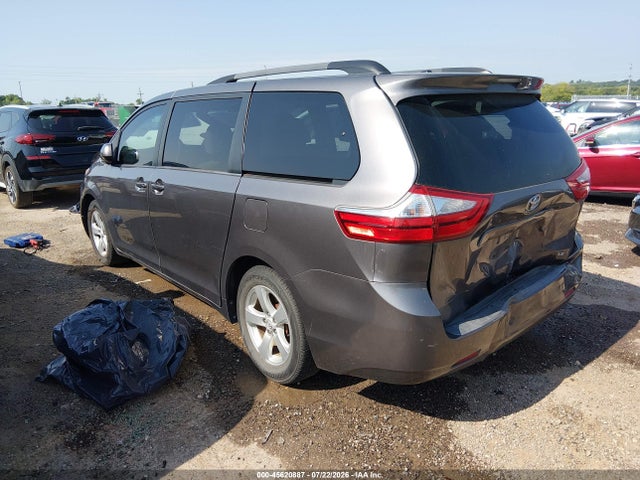 Продаж на аукціоні авто 2015 Toyota Sienna Le 8 Passenger, vin: 5TDKK3DC9FS633336, номер лоту: 45620887