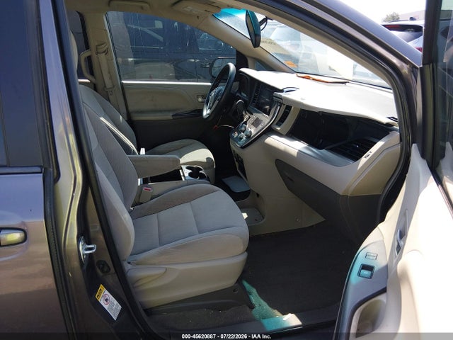 Продаж на аукціоні авто 2015 Toyota Sienna Le 8 Passenger, vin: 5TDKK3DC9FS633336, номер лоту: 45620887