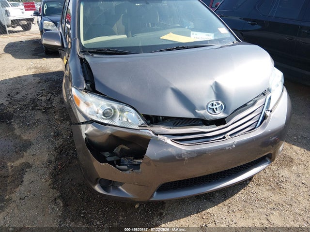 Продаж на аукціоні авто 2015 Toyota Sienna Le 8 Passenger, vin: 5TDKK3DC9FS633336, номер лоту: 45620887