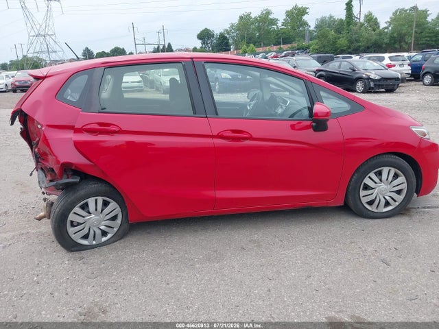 Honda FIT LX 2016 JHMGK5H58GX036962 Image 13