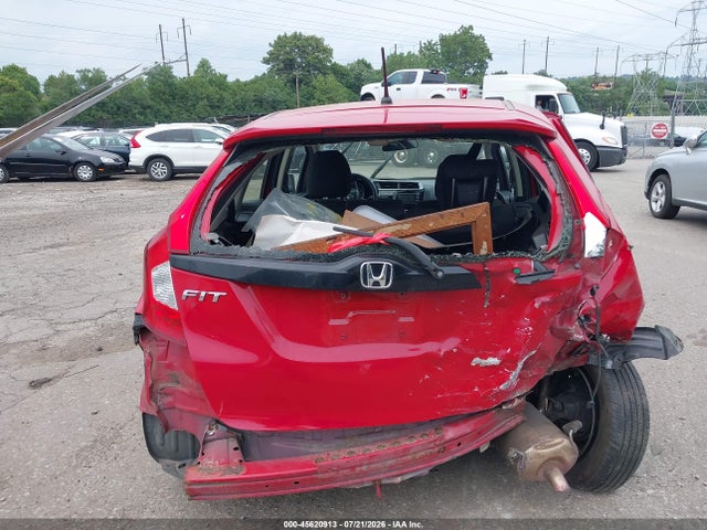 Honda FIT LX 2016 JHMGK5H58GX036962 Image 16