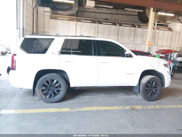 2017 Chevrolet Tahoe Lt მანქანა იყიდება აუქციონზე, vin: 1GNSKBKC9HR163167, აუქციონის ნომერი: 45620934