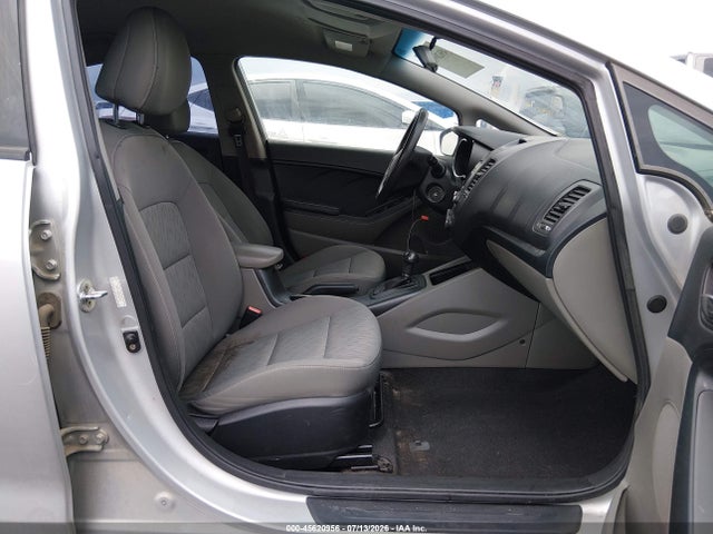 KIA FORTE LX 2016 KNAFK4A63G5555243 Image 5