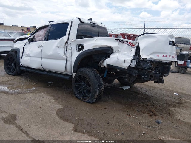 Продажа на аукционе авто 2017 Toyota Tacoma Trd Off Road, vin: 3TMCZ5AN9HM047109, номер лота: 45620998