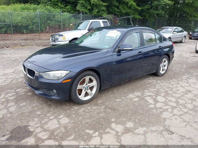 2014 Bmw 320i მანქანა იყიდება აუქციონზე, vin: WBA3B1C51EK133508, აუქციონის ნომერი: 45621068
