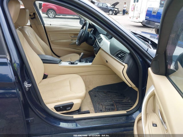 2014 Bmw 320i მანქანა იყიდება აუქციონზე, vin: WBA3B1C51EK133508, აუქციონის ნომერი: 45621068