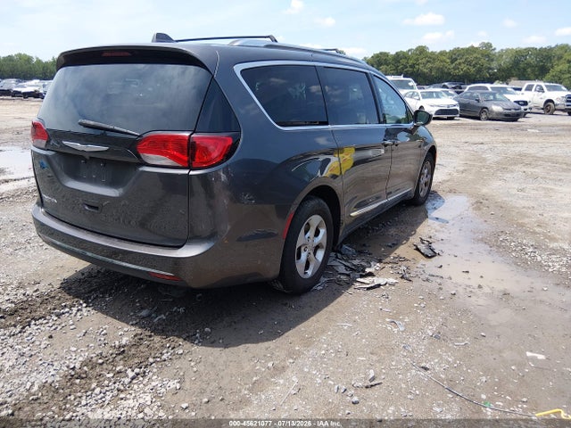 2017 Chrysler Pacifica Touring-l Plus მანქანა იყიდება აუქციონზე, vin: 2C4RC1EG6HR614255, აუქციონის ნომერი: 45621077