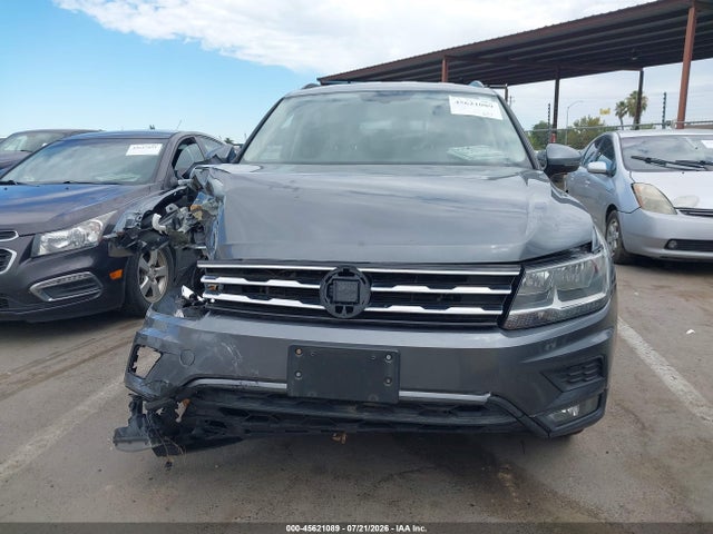 Продажа на аукционе авто 2018 Volkswagen Tiguan 2.0t Se/2.0t Sel, vin: 3VV3B7AX4JM002622, номер лота: 45621089