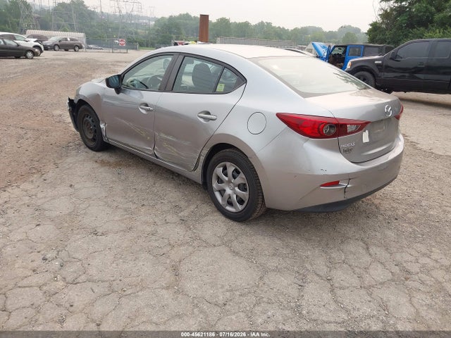 Продажа на аукционе авто 2016 Mazda Mazda3 I Sport, vin: JM1BM1T74G1320535, номер лота: 45621186