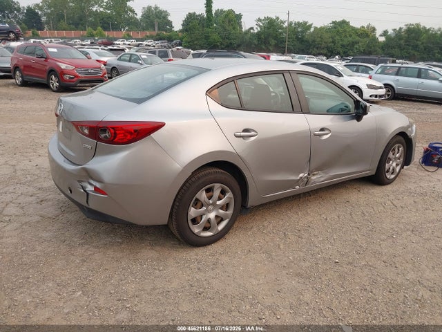 Продажа на аукционе авто 2016 Mazda Mazda3 I Sport, vin: JM1BM1T74G1320535, номер лота: 45621186