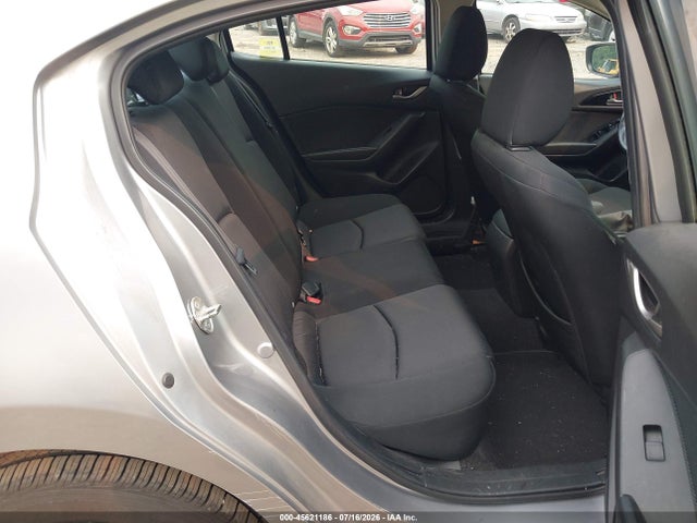 Продажа на аукционе авто 2016 Mazda Mazda3 I Sport, vin: JM1BM1T74G1320535, номер лота: 45621186