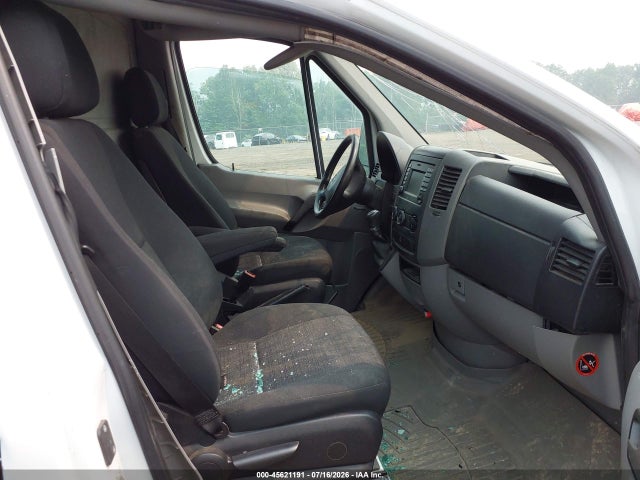 Продажа на аукционе авто 2016 Mercedes-benz Sprinter 2500 Normal Roof, vin: WD3PE7CD4GP259710, номер лота: 45621191