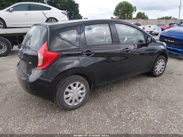 3N1CE2CP7FL436121 Nissan Versa Note Sv