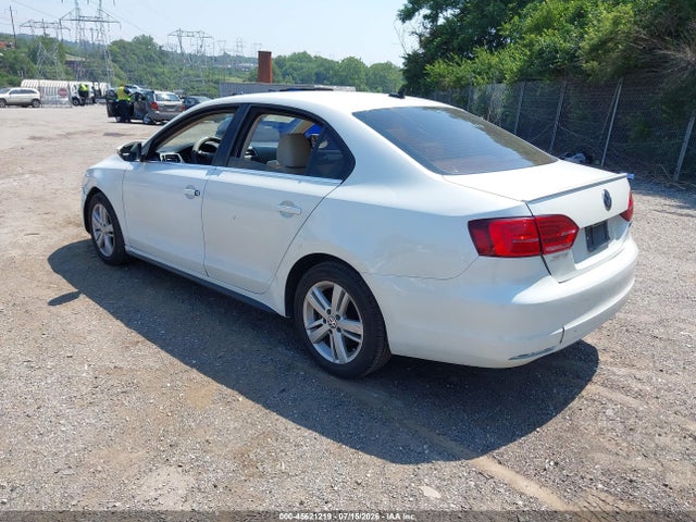 2013 Volkswagen Jetta Hybrid Sel მანქანა იყიდება აუქციონზე, vin: 3VW637AJ4DM231291, აუქციონის ნომერი: 45621219