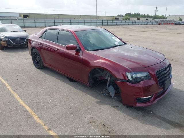 2020 Chrysler 300 300s მანქანა იყიდება აუქციონზე, vin: 2C3CCABT3LH171945, აუქციონის ნომერი: 45621283