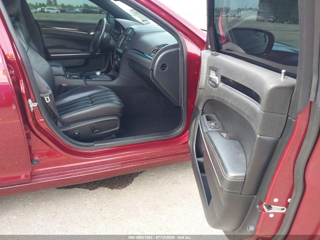 Продажа на аукционе авто 2020 Chrysler 300 300s, vin: 2C3CCABT3LH171945, номер лота: 45621283