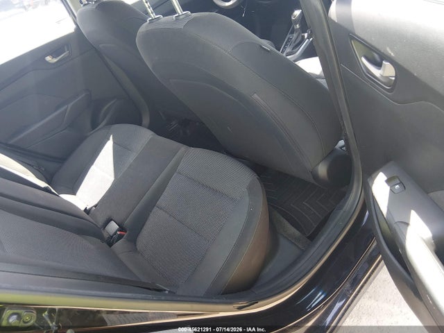 Hyundai ACCENT SE 2018 3KPC24A31JE016630 Image 8