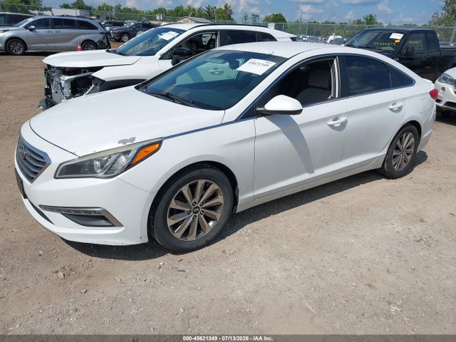 Продаж на аукціоні авто 2015 Hyundai Sonata Se, vin: 5NPE24AF6FH204811, номер лоту: 45621349
