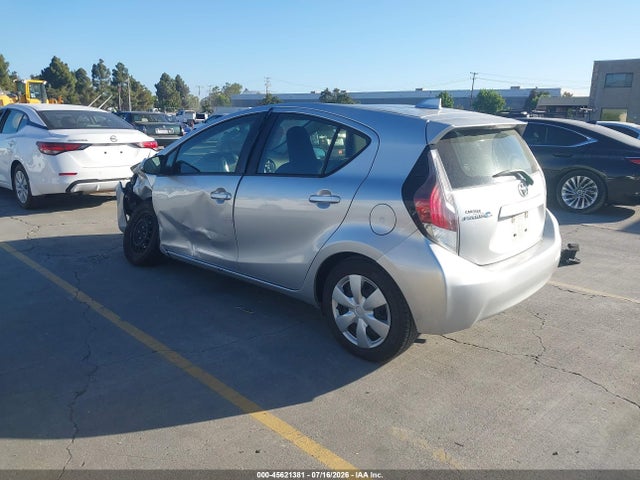 Toyota Prius C One 2015 JTDKDTB33F1581924 Image 3