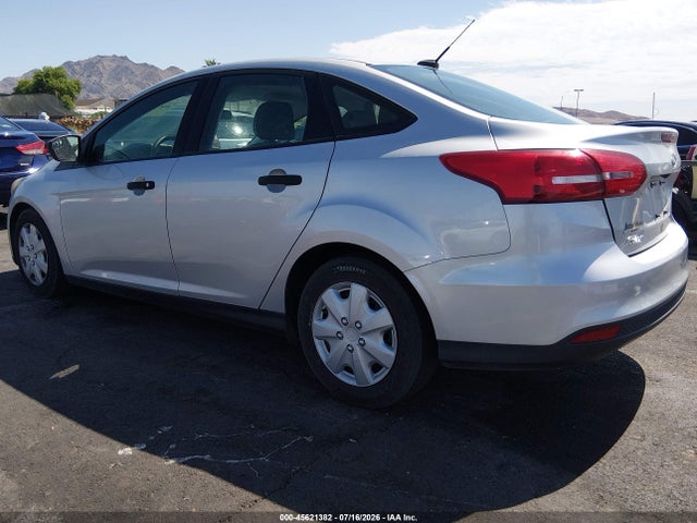 1FADP3E20JL211715 Ford FOCUS S