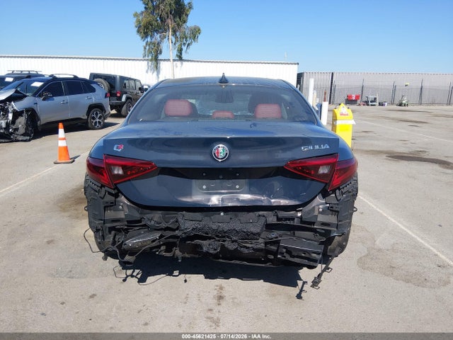 ZARFAMBN0K7605904 Alfa Romeo Giulia Ti Sport Rwd