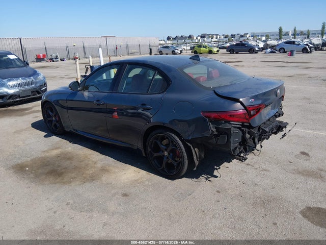 ZARFAMBN0K7605904 Alfa Romeo Giulia Ti Sport Rwd