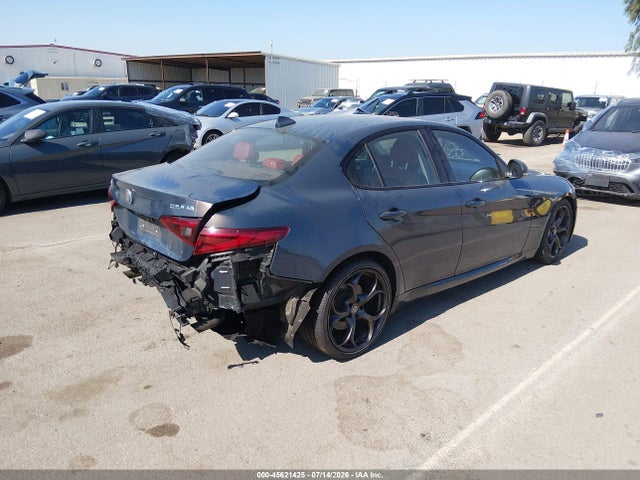 ZARFAMBN0K7605904 Alfa Romeo Giulia Ti Sport Rwd
