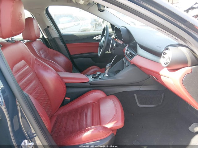 ZARFAMBN0K7605904 Alfa Romeo Giulia Ti Sport Rwd