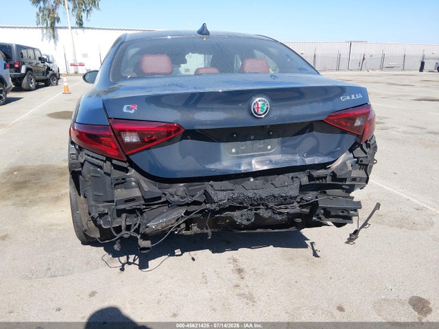 ZARFAMBN0K7605904 Alfa Romeo Giulia Ti Sport Rwd